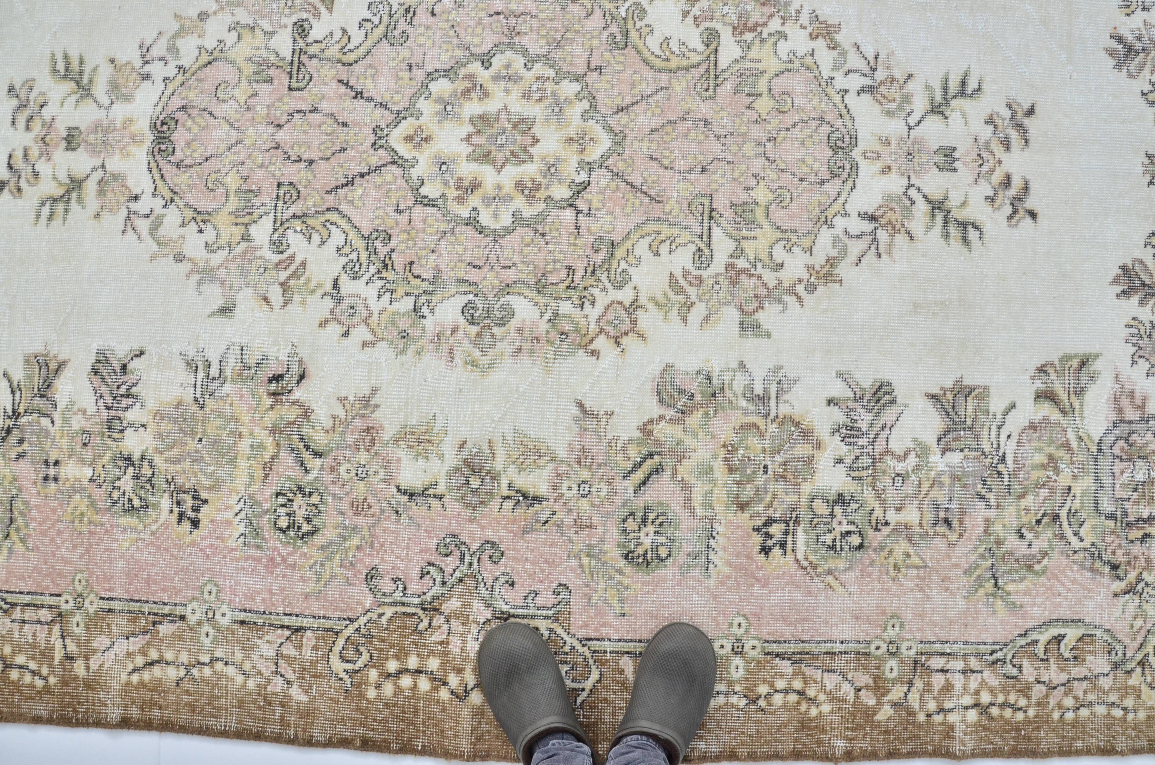 Home Living Anatolian floral rug sku 3541