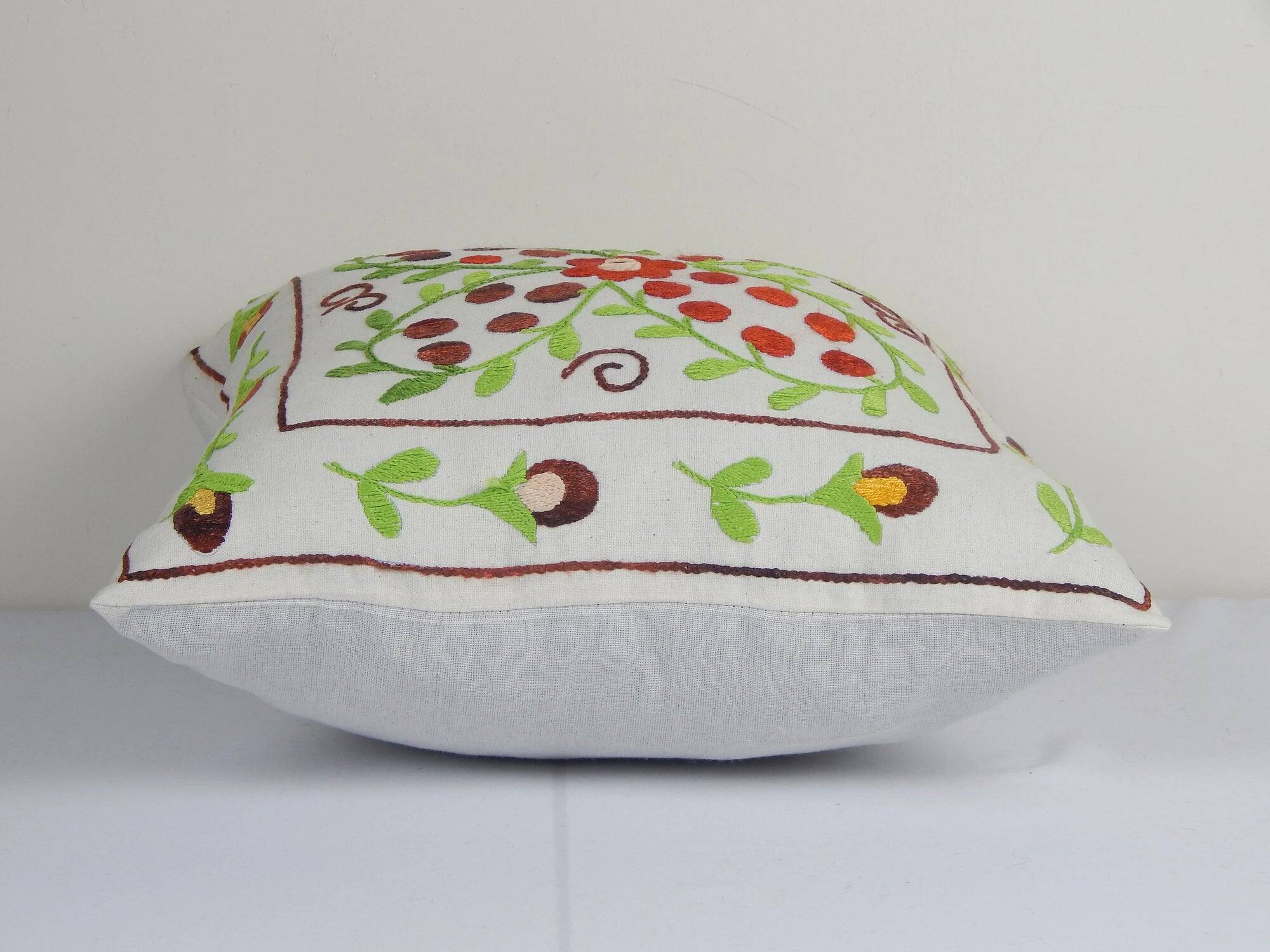 Vintage embroidered cushion cover 41x41 cm