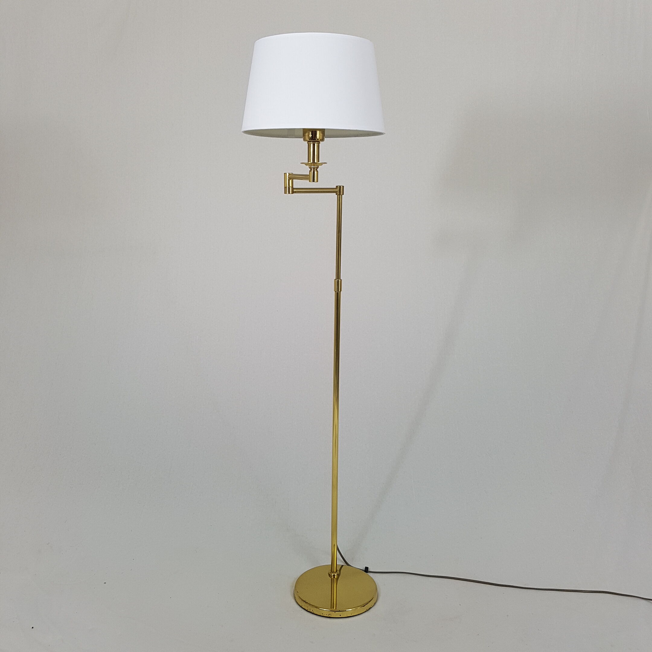 Articulated floor lamp light vintage brass gold Deknudt