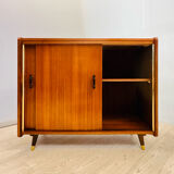 Cabinet with sliding doors