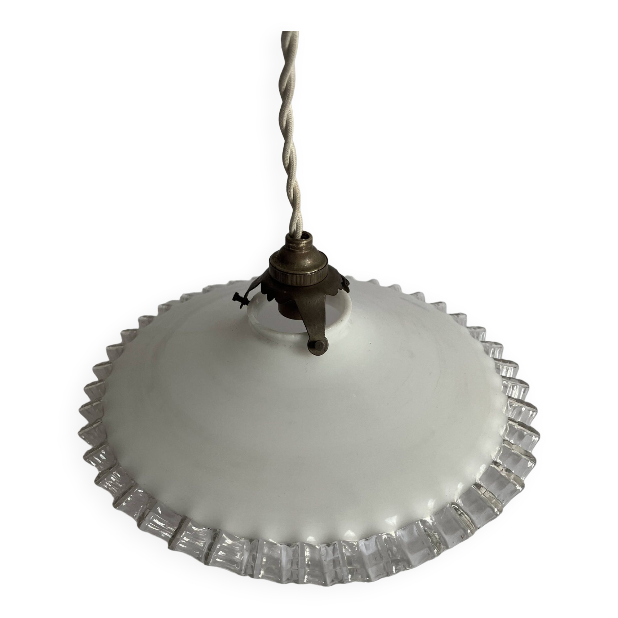 Suspension opaline, éclairage vintage