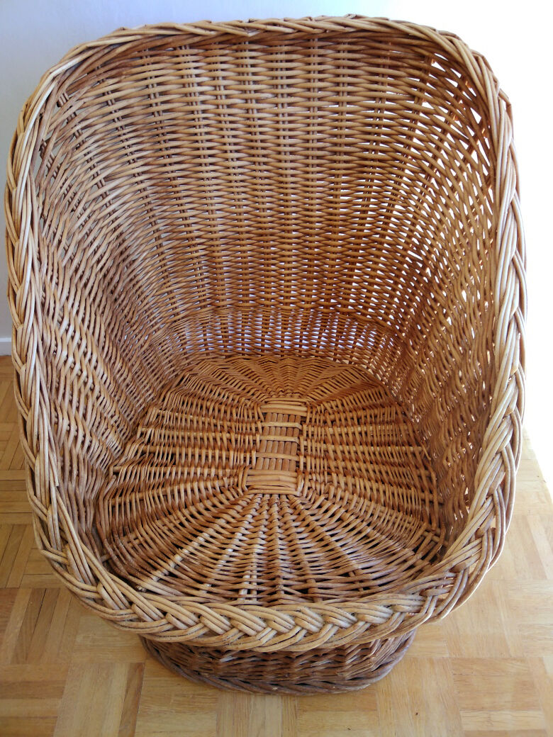Wicker rattan armchair