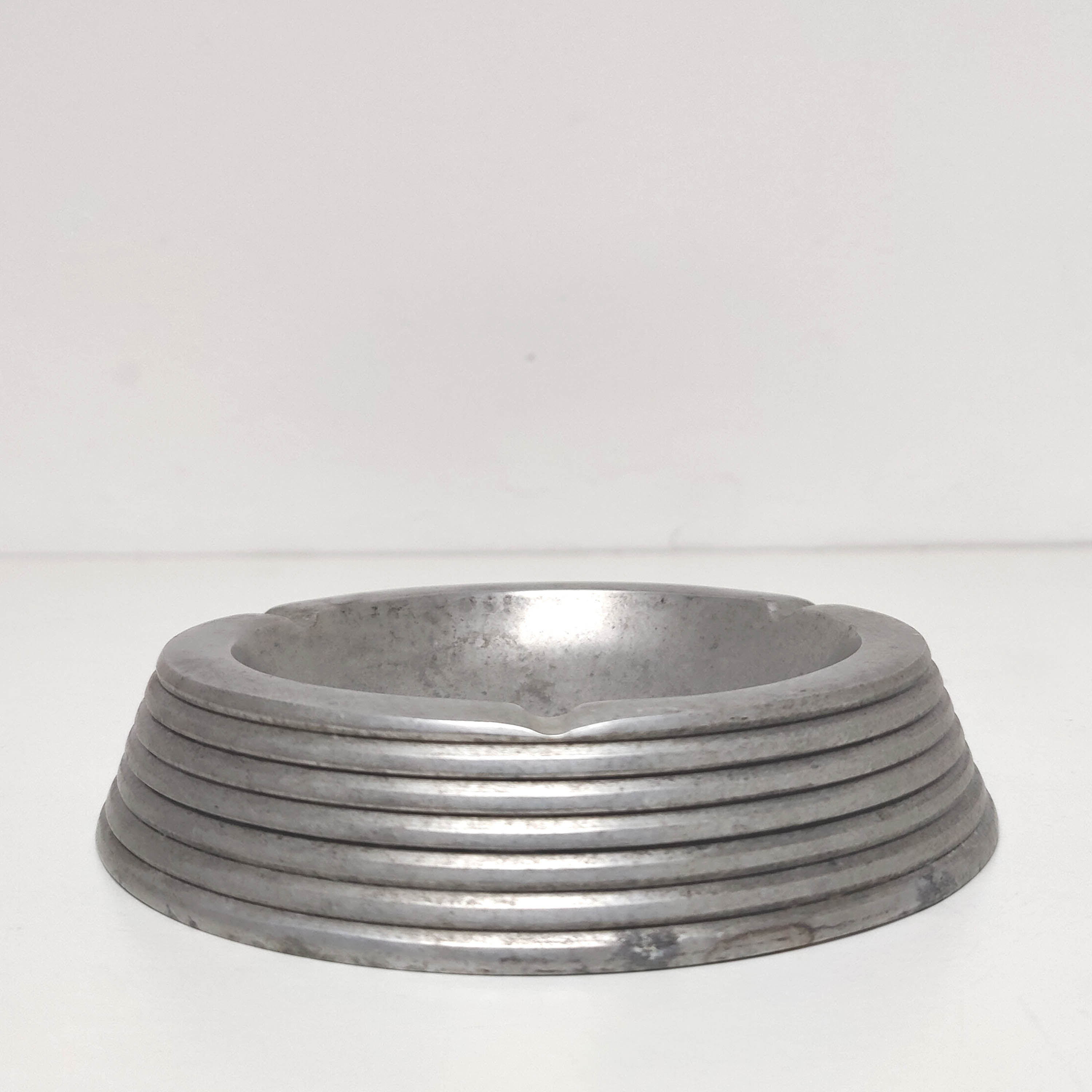 Cendrier rond vintage bistrot années 50 fonte aluminium