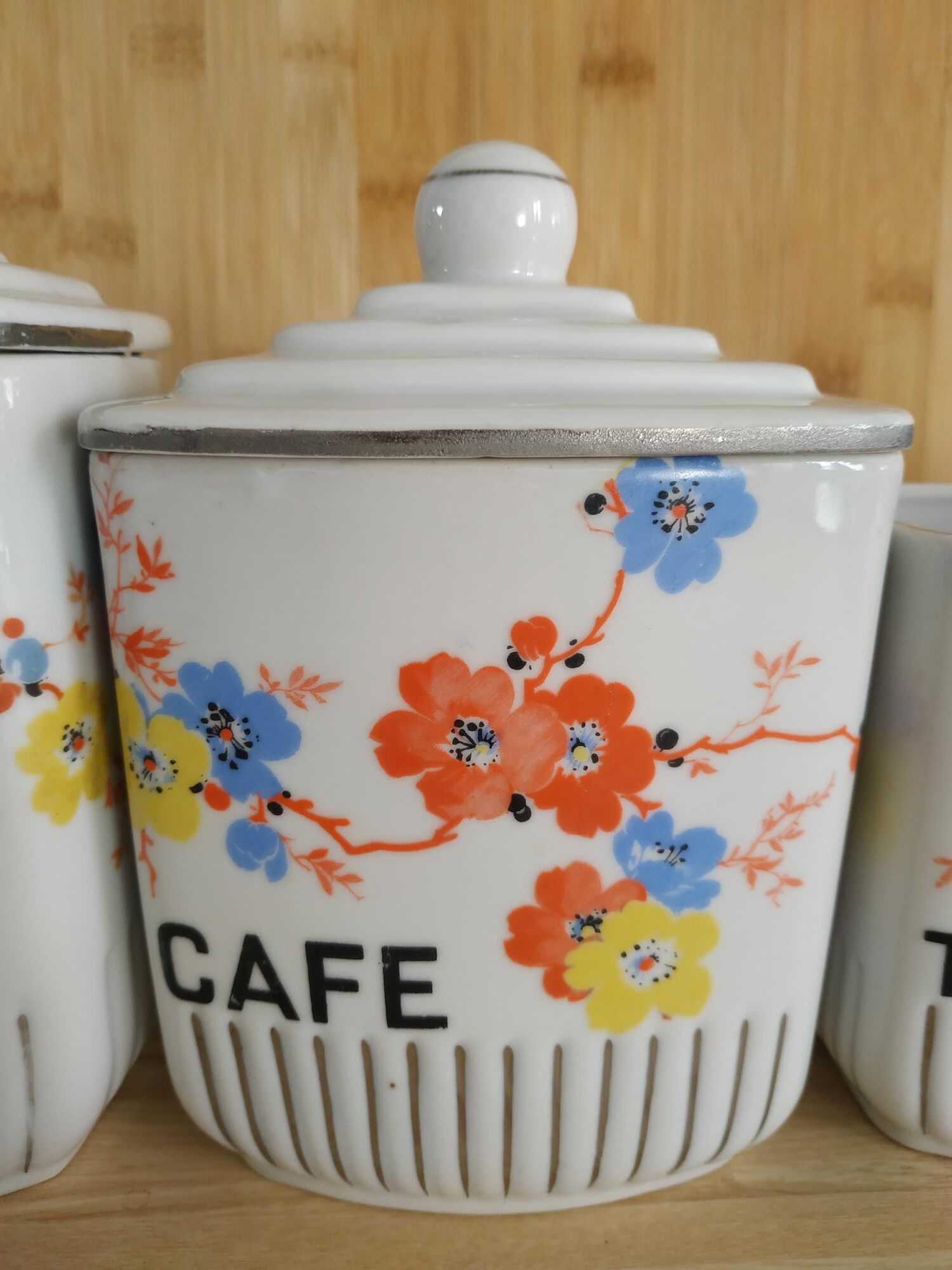 4 Old spice pots décor MANON