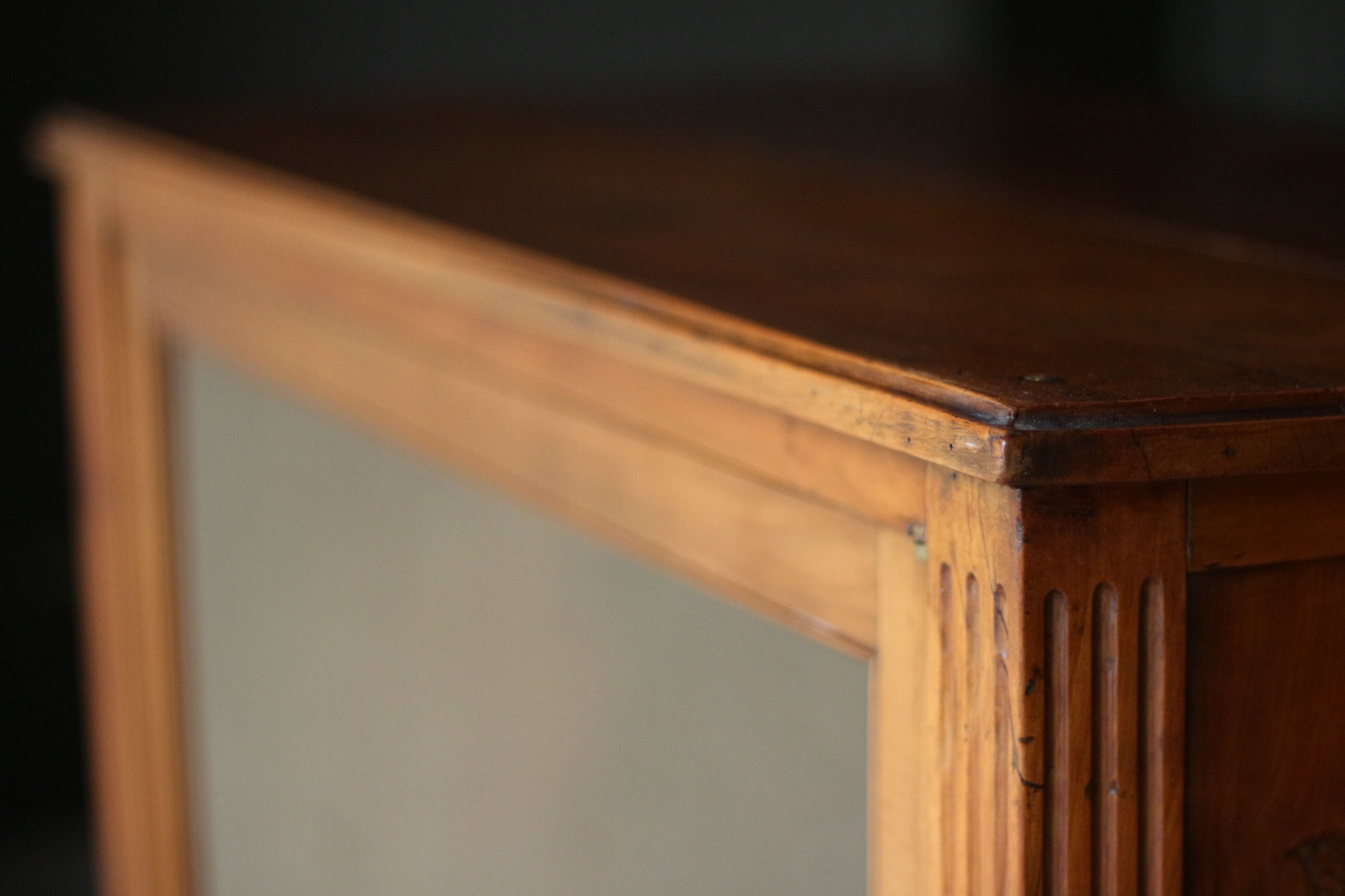 Glass cabinet of the eighteenth century