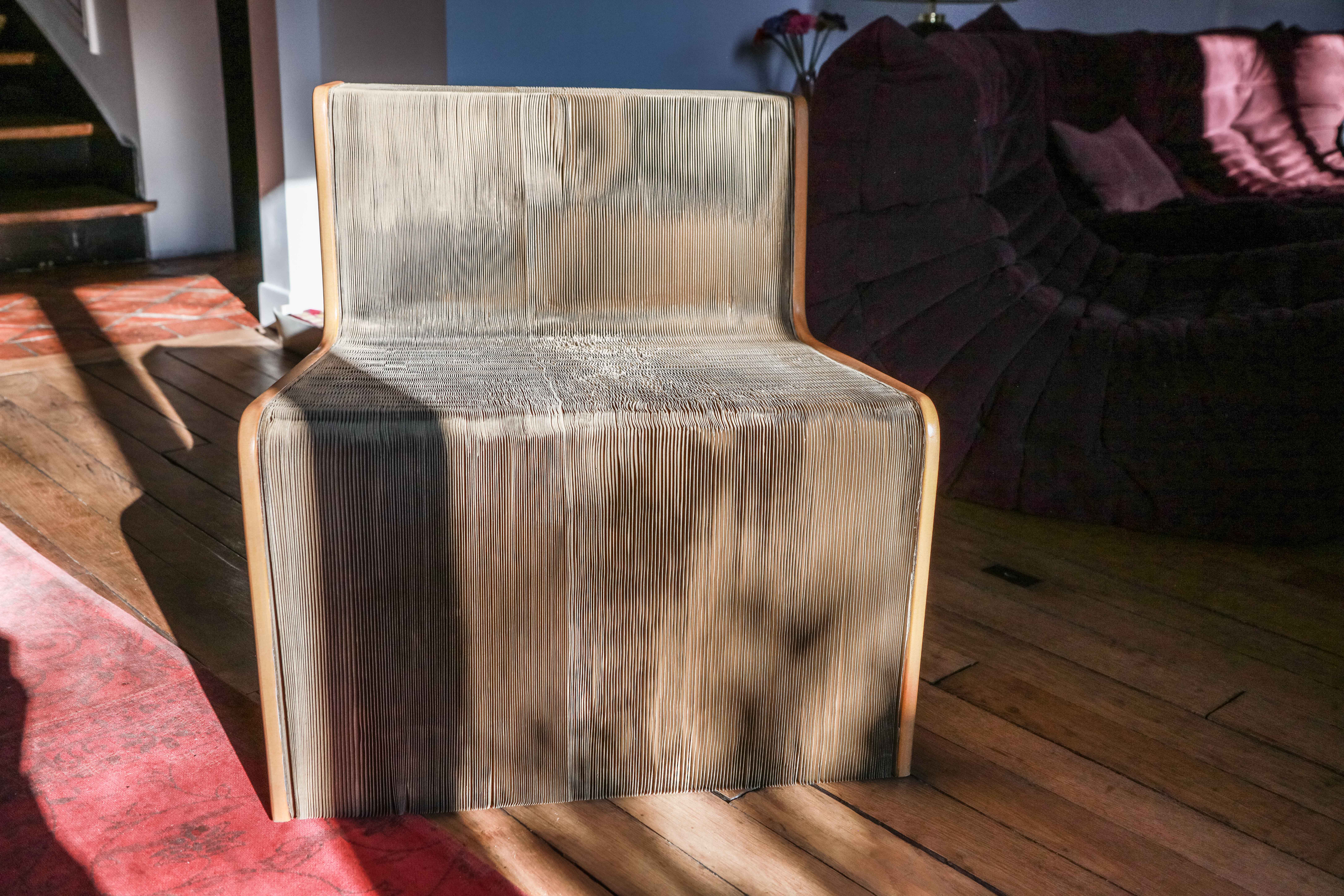 Extendable armchair design by Chishen Chiu Flexible Love circa 2000