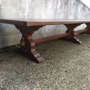 Table de conférence monastère chêne
