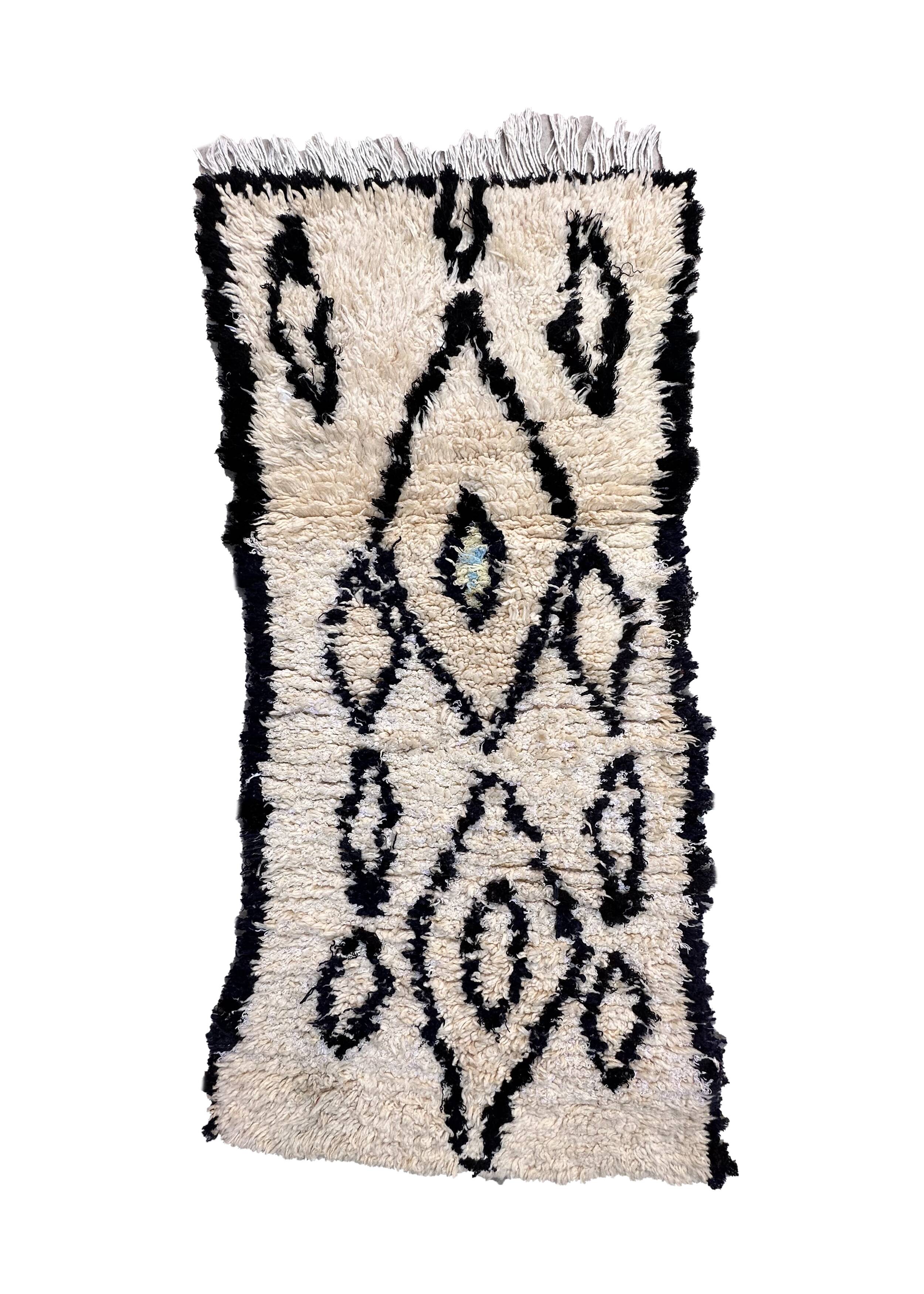 Azilal white and black Moroccan rug - 167 x 72 cm