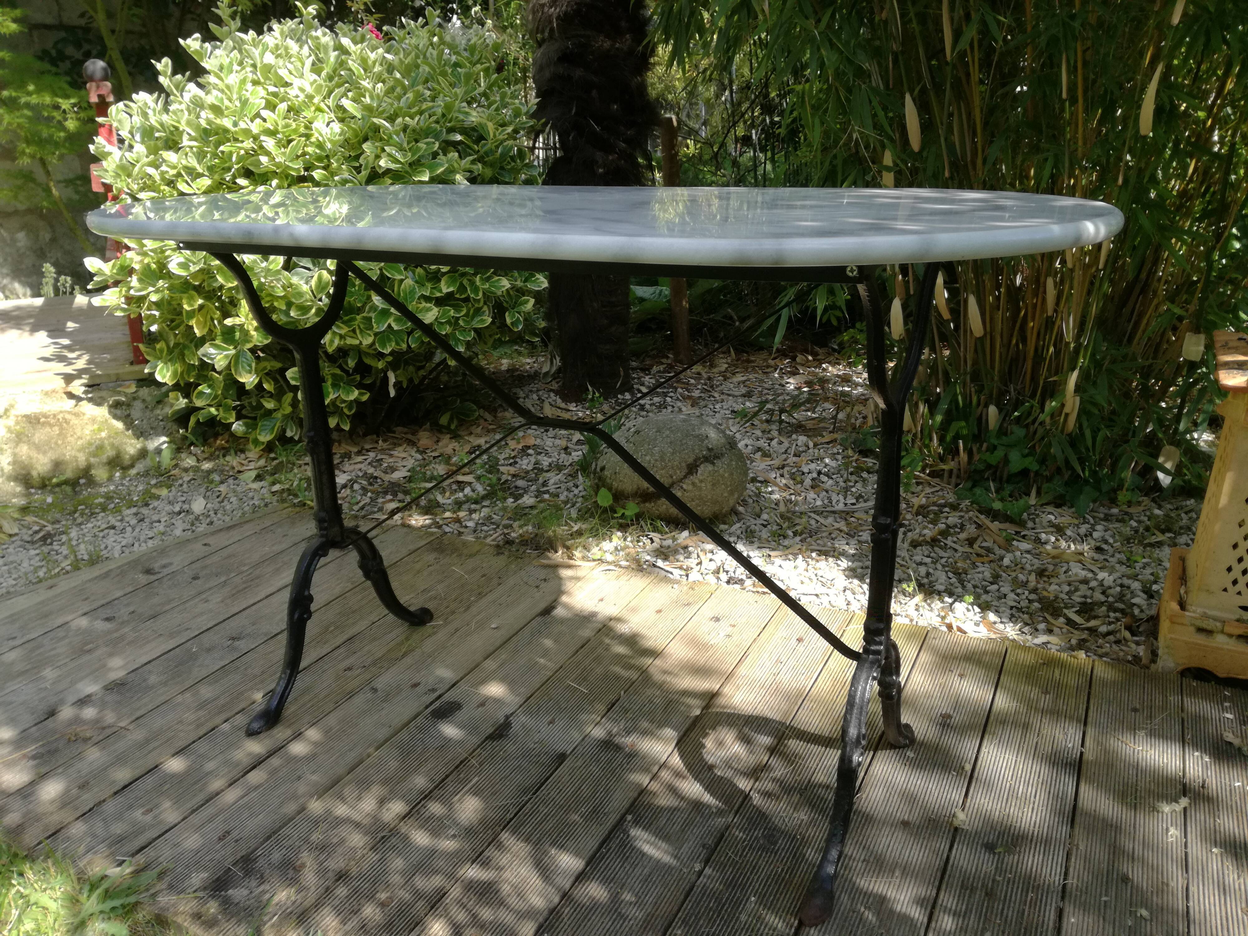Bistro table 1900 in Carrara marble