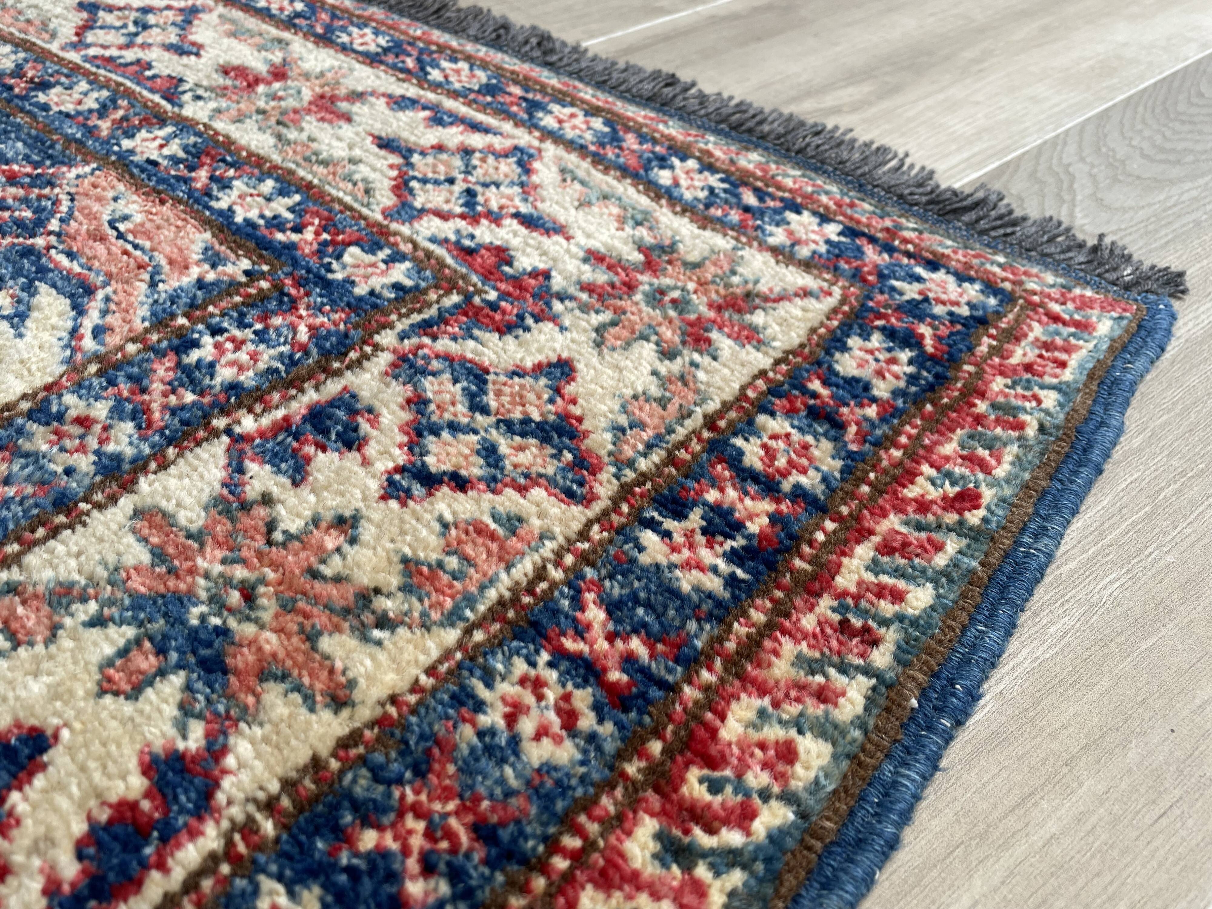 Carpet wool and silk 188x121cm