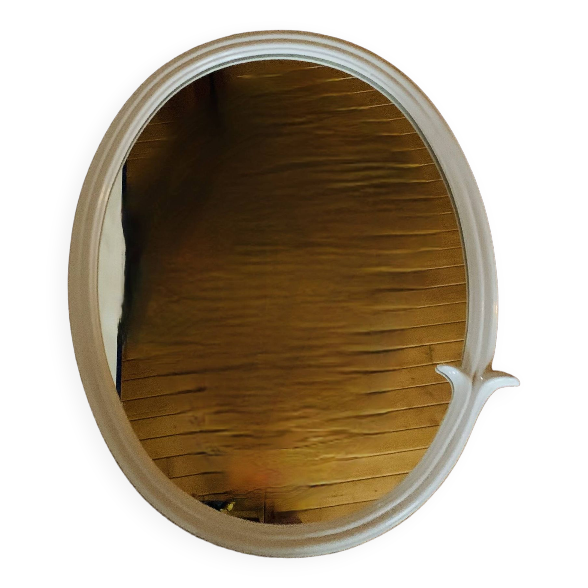 Oval mirror in vintage enameled white cast iron