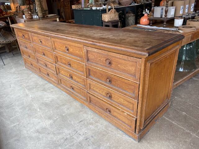 Trade furniture