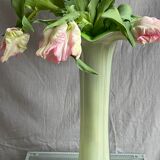 Vase soliflore en opaline vert pomme vintage