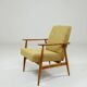 Fauteuil vintage vert olive design par H.Lis