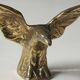 Eagle figurine sculpture with outstretched wings, in solid brass. Size 8 x 15 cm