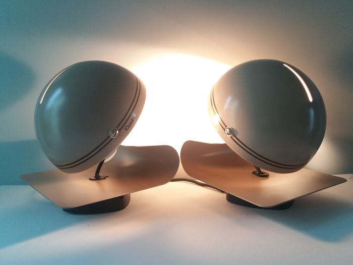 Pair of Guzzini wall sconces - "Bugia" Giuseppe Cormio