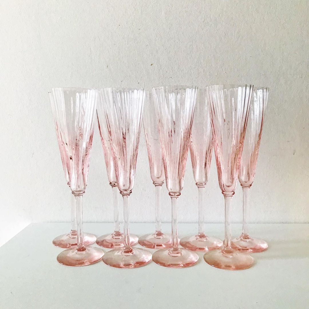 6 pink champagne flutes