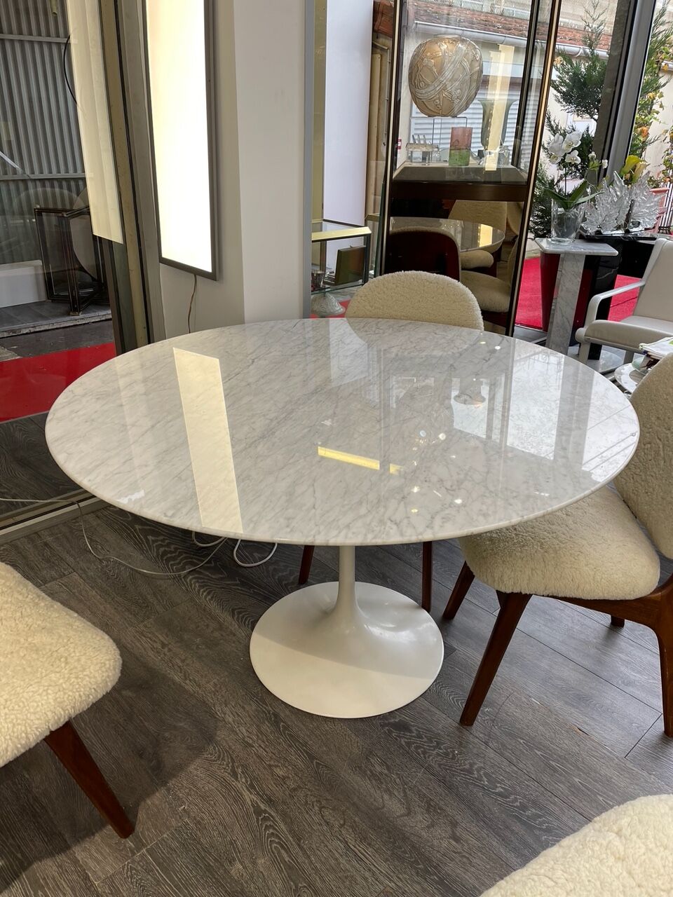 Tulip table - Eero Saarinen & Knoll International 120 cm diameter