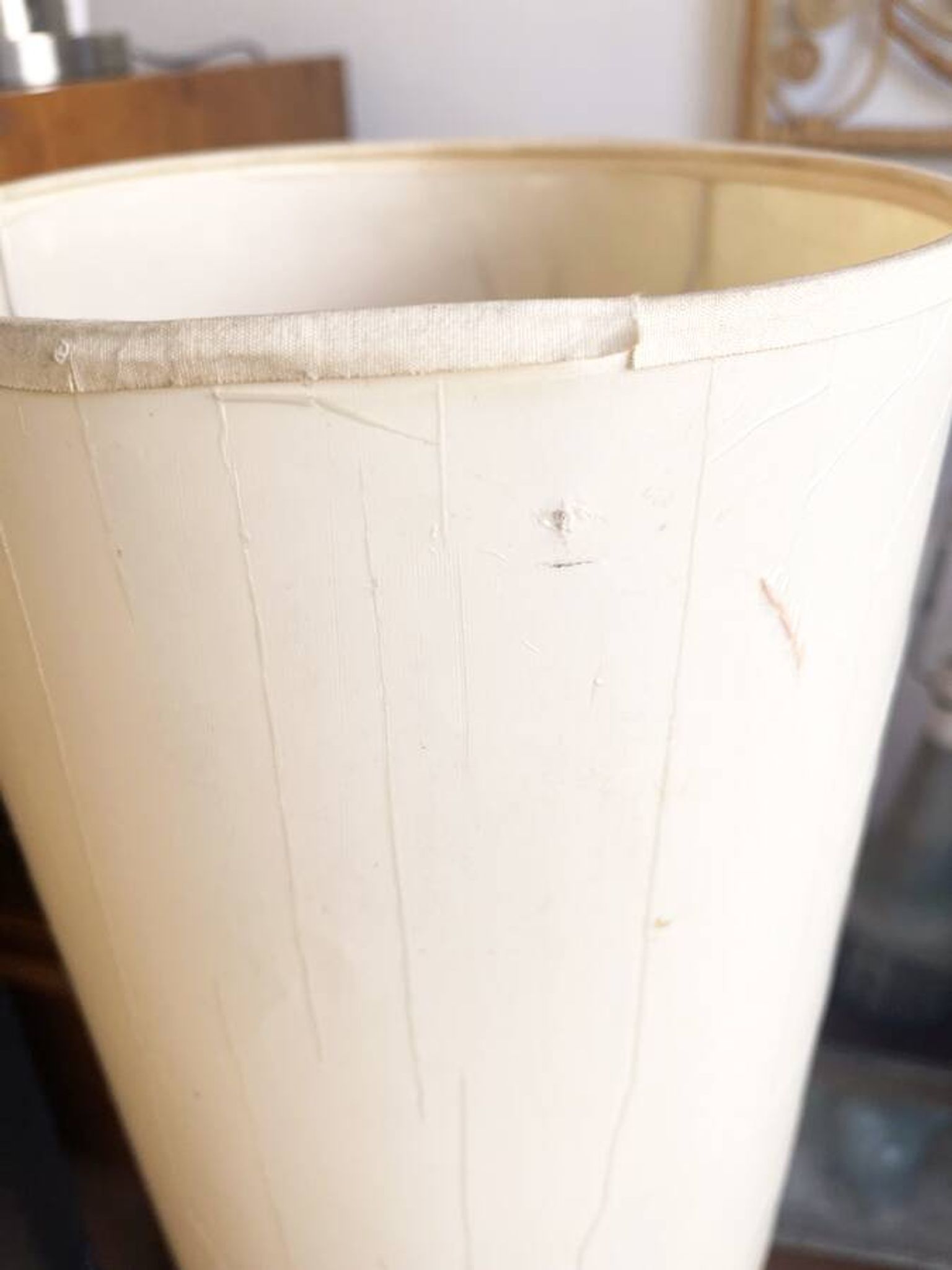 Lampadaire vintage cylindrique  – Années 70