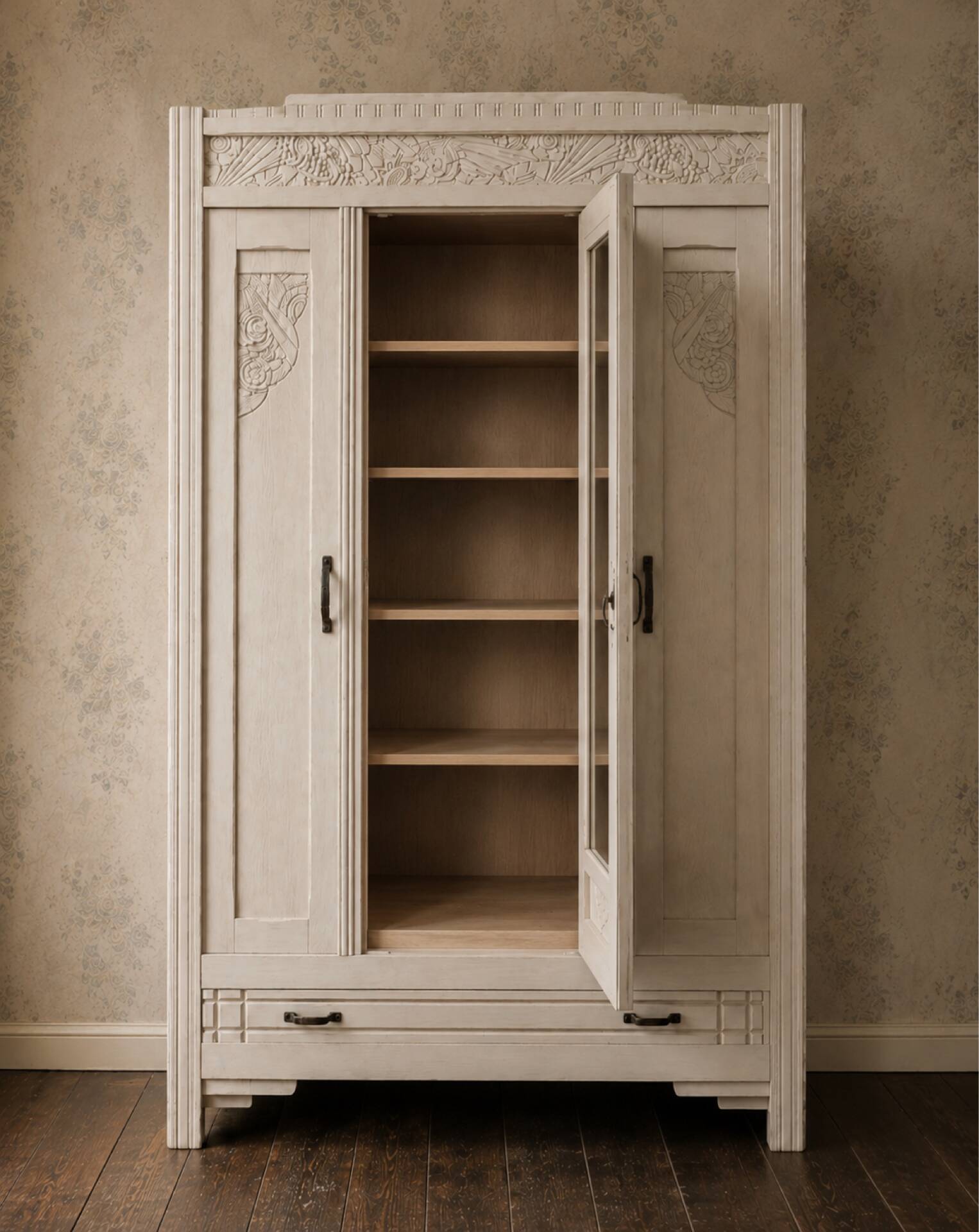 Antique Parisian wardrobe in white patina – Art Deco period around 1900