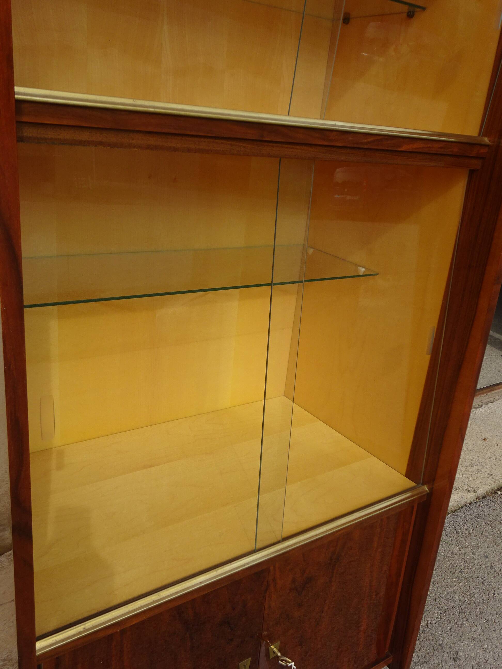 Vintage display cabinet from Maison Capelle