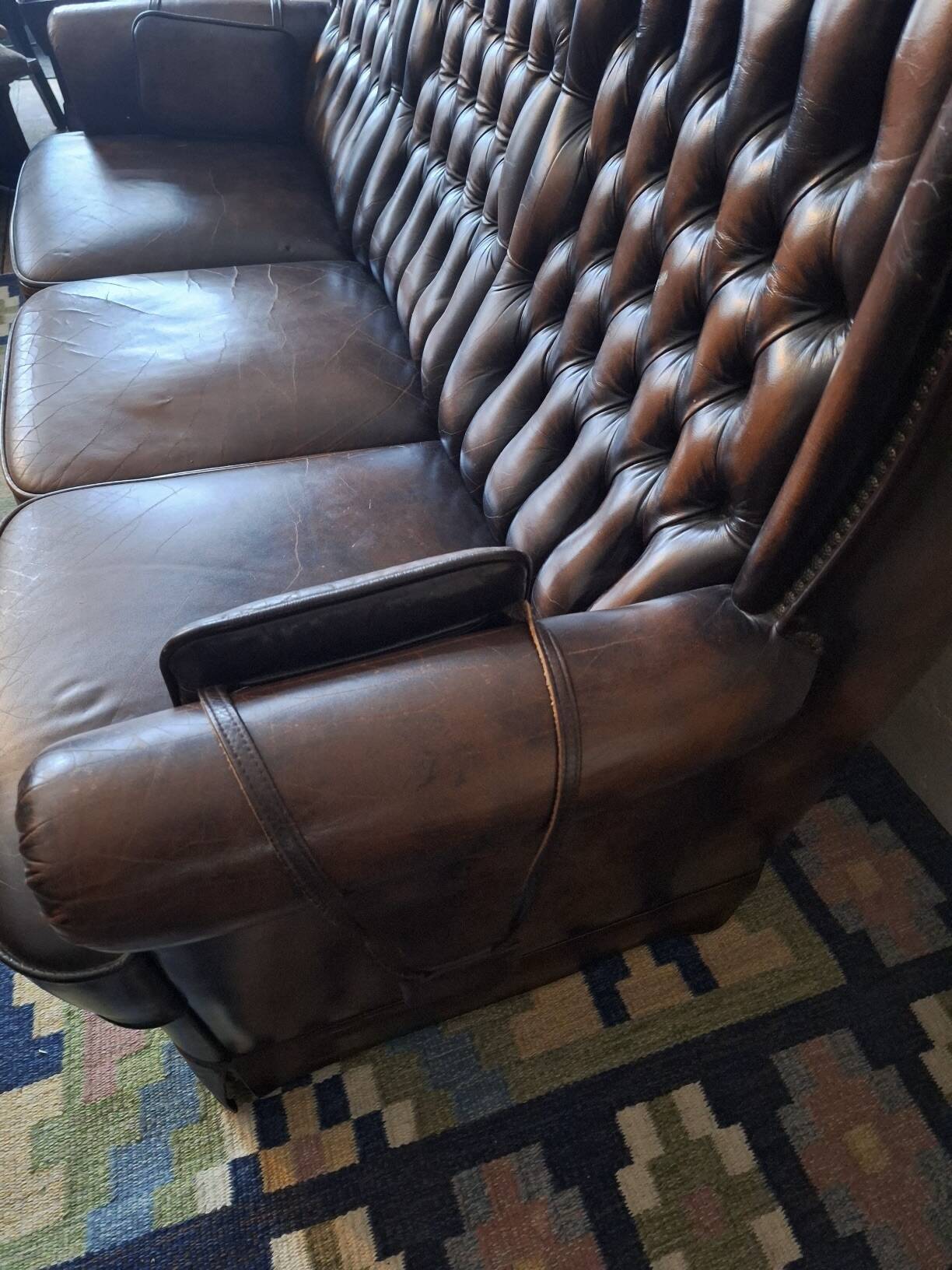 Chesterfield 3-seater chestnut coloured leather sofa