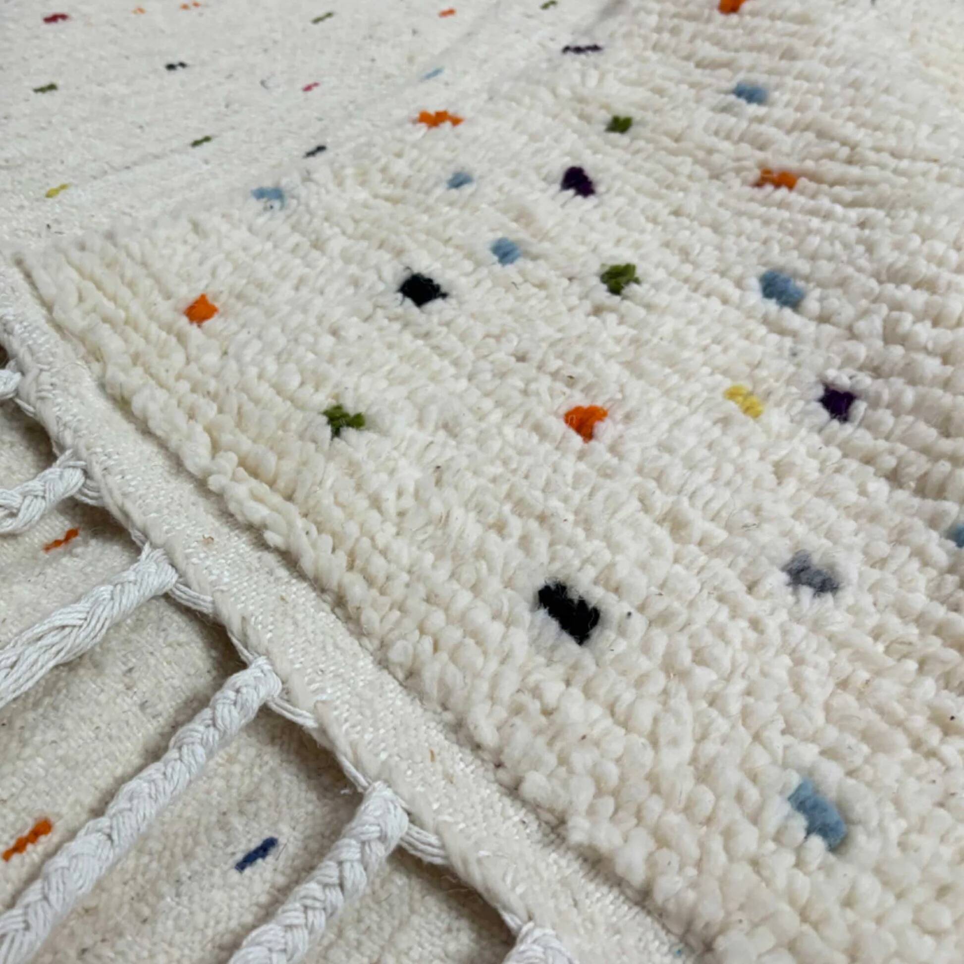 Beni Ouarain Berber Rug • Small colored dot pattern