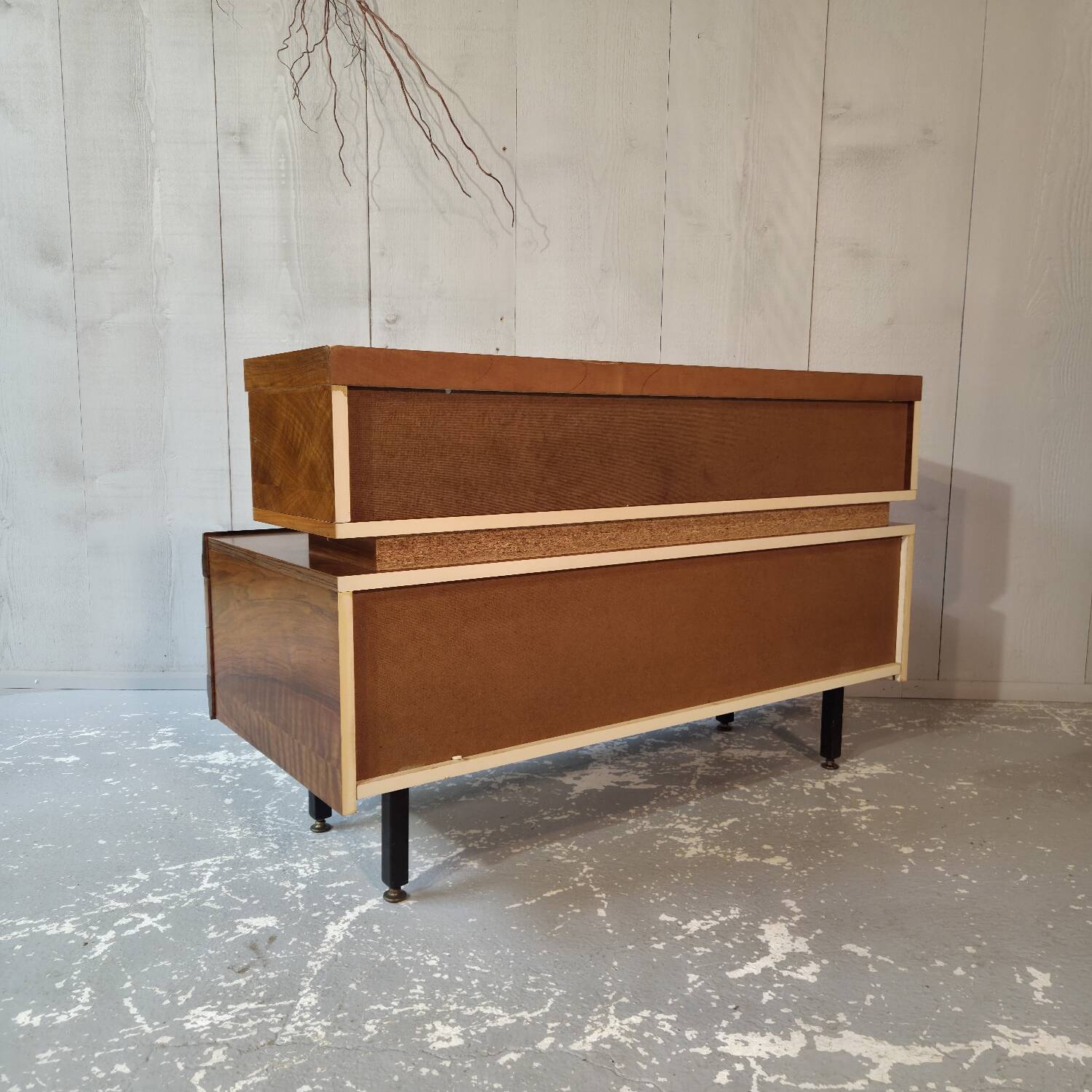 Simat chest of drawers