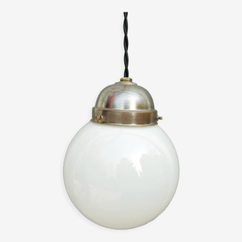 Art Deco opaline ball suspension with porcelain fastener