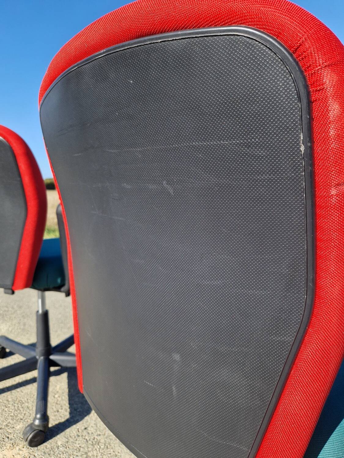 Set of 2 ergonomic office chairs from Vitra