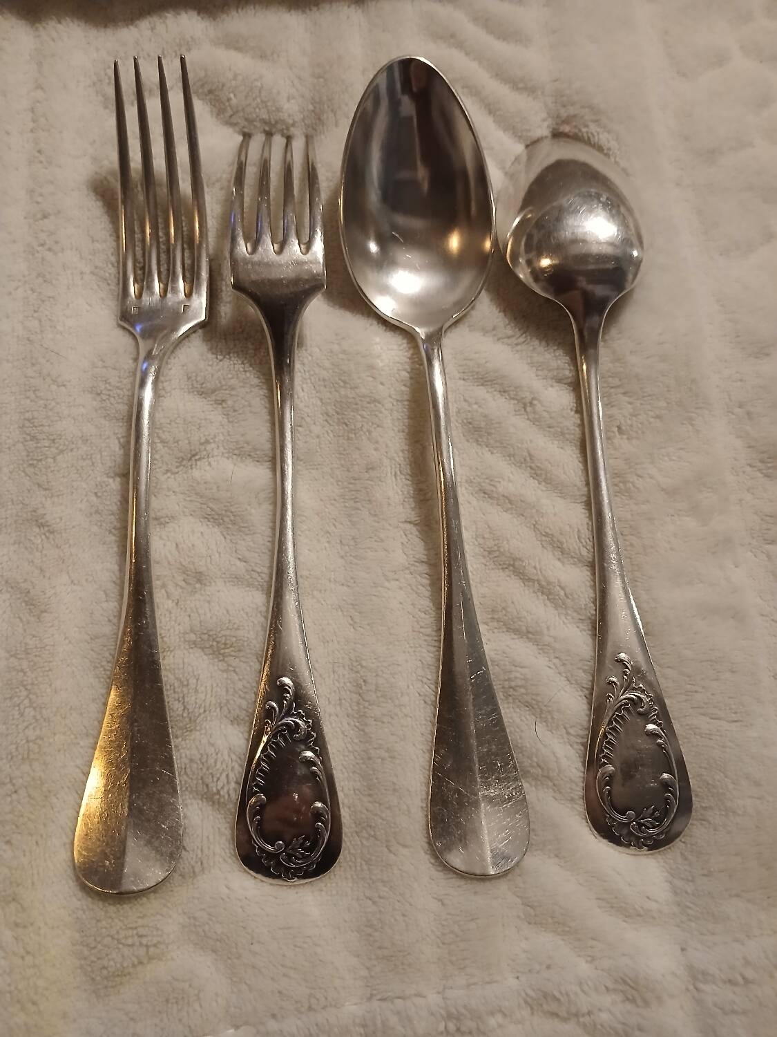 24 antique silver-plated cutlery sets