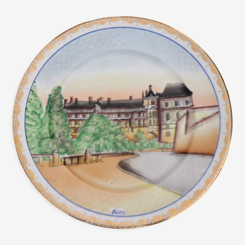 Decorative plate on Blois