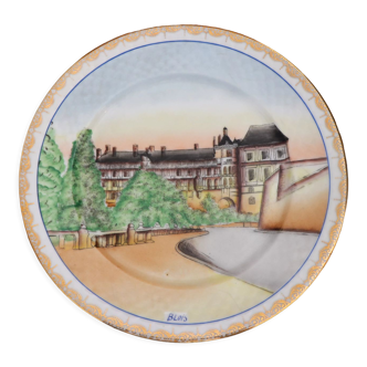Decorative plate on Blois