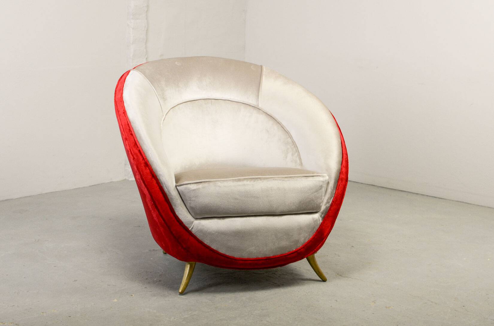 Guglielmo Veronesi Silver & Red Velvet Italian Lounge Chair for ISA Bergamo