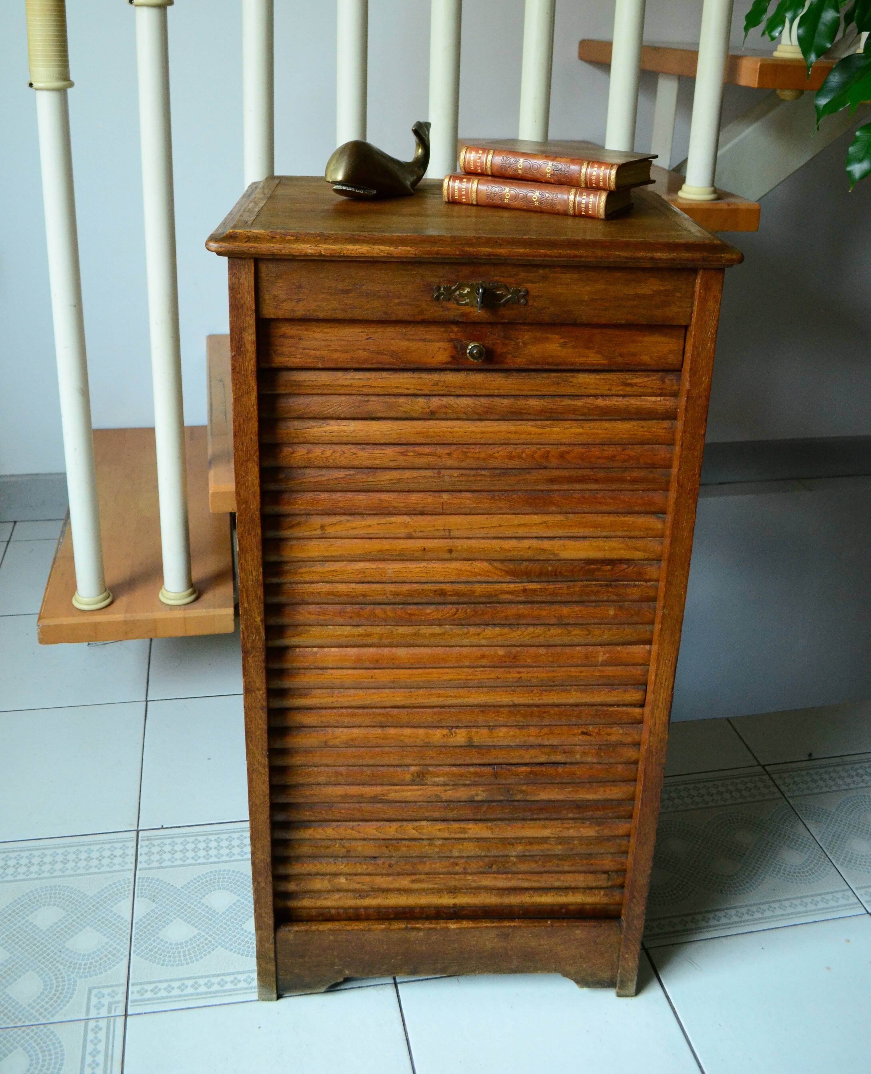 Early 20th-century curtain furniture