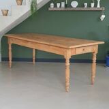 Farmhouse table