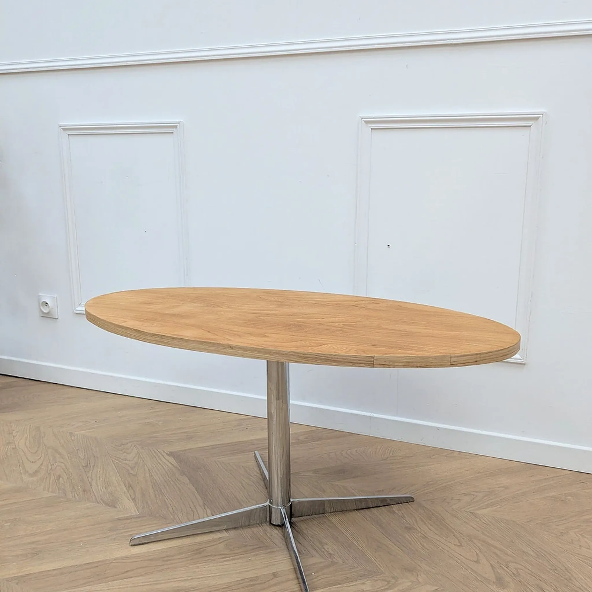 Retro coffee table with a star-shaped metal base, 1970s.