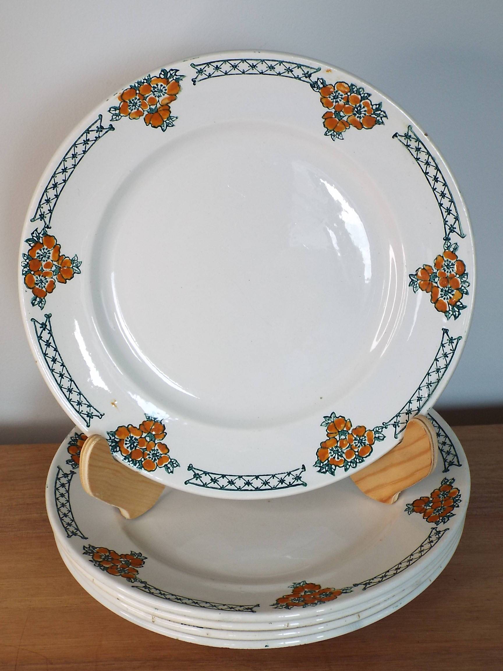 5 assiettes plates terre de fer Moulin des Loups Aubépine