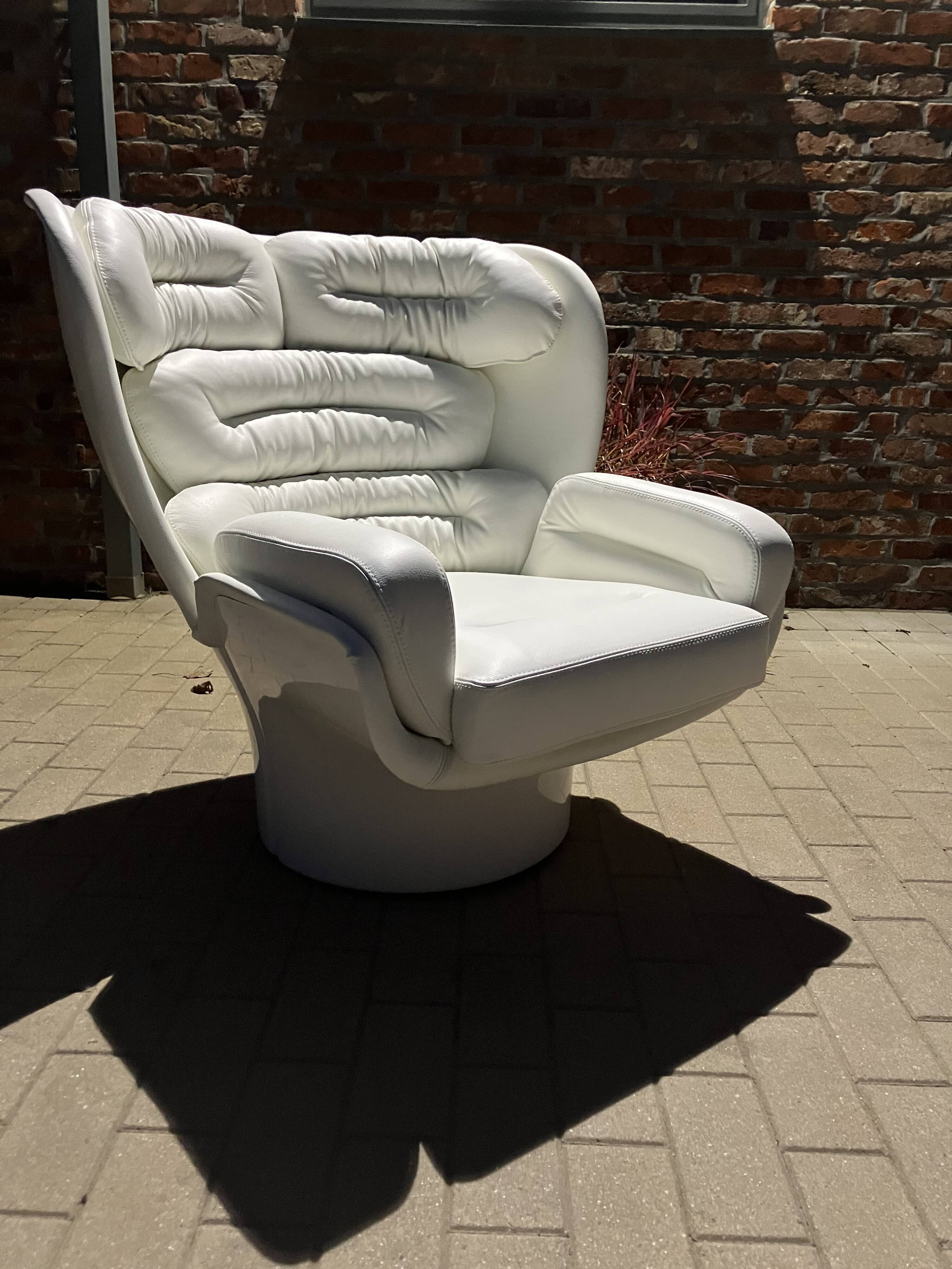 White Elda Joe Colombo chair Longhi, new condition!