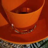 2 suspensions oranges Solar minosl par K. Kewo