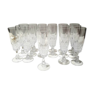 Lot de 17 flûtes verre coupe à champagne cristal d'arques Pompadour