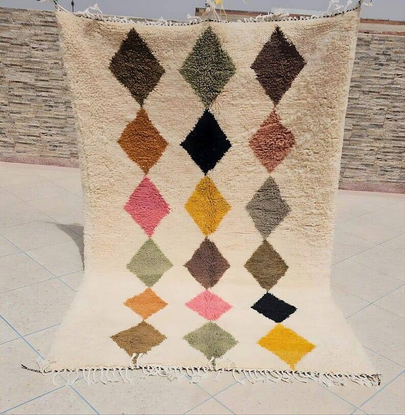 Handmade Beni Mrirt rug size 150 x 250 cm