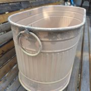 Jardinière en zinc patiné