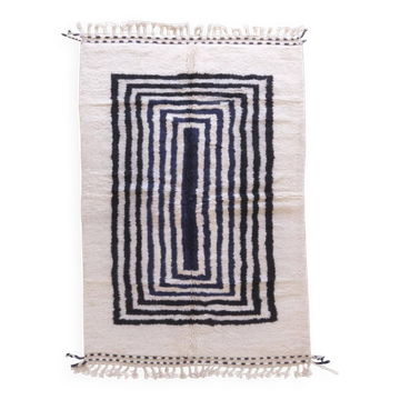 Black and White Rug from Morocco - 268 x 175 cm