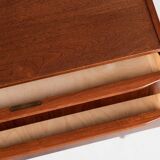 Midcentury Danish chest of 5 drawers in teak 1960s - long drawer handles