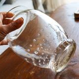 Blown glass vase with controlled bubbles