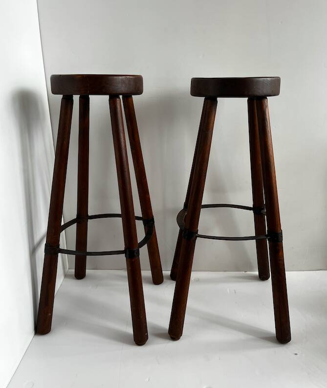 Paire de tabourets en bois massif