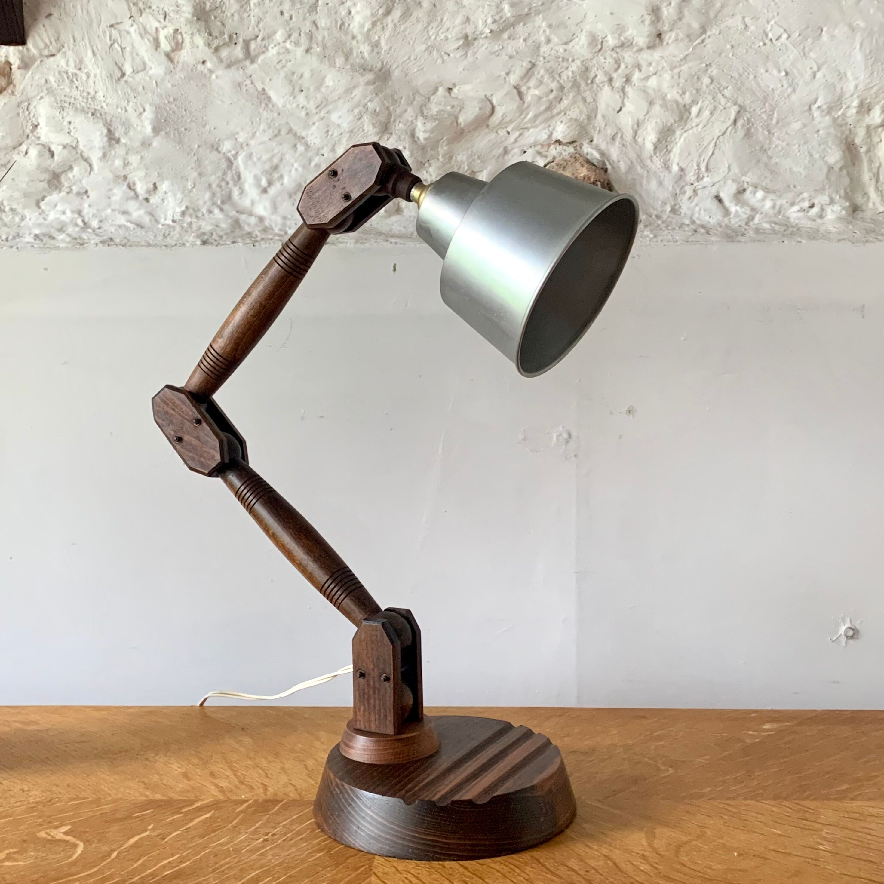 Articulated lamp in wood and vintage metal
