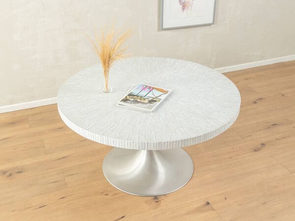 Table basse en mosaïque avec pied tulipe