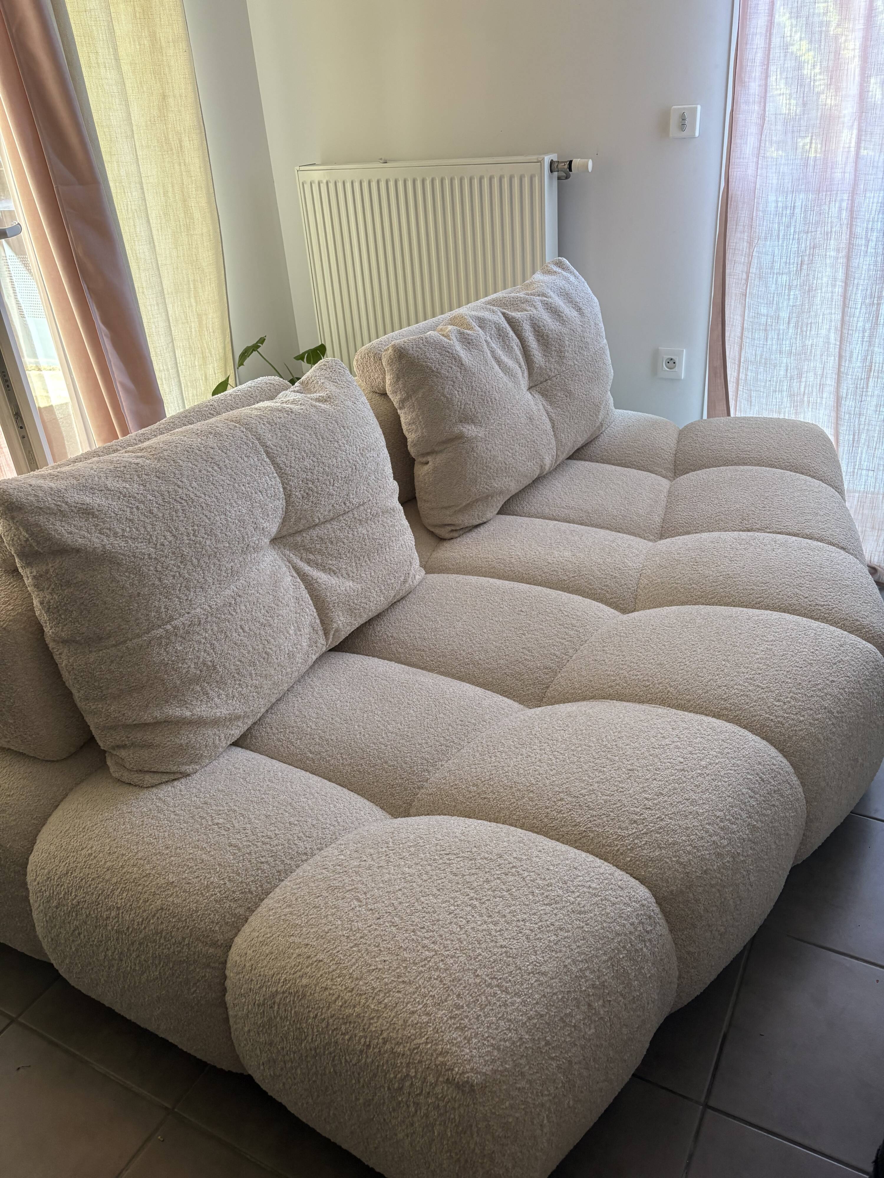 Pebble Sofa and Armchair from MAISON XXL